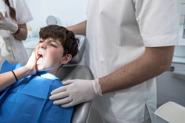 Best Urgent Tooth Repair  in Oakville, MO